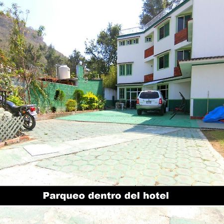 Hotel El Sol Panajachel Esterno foto